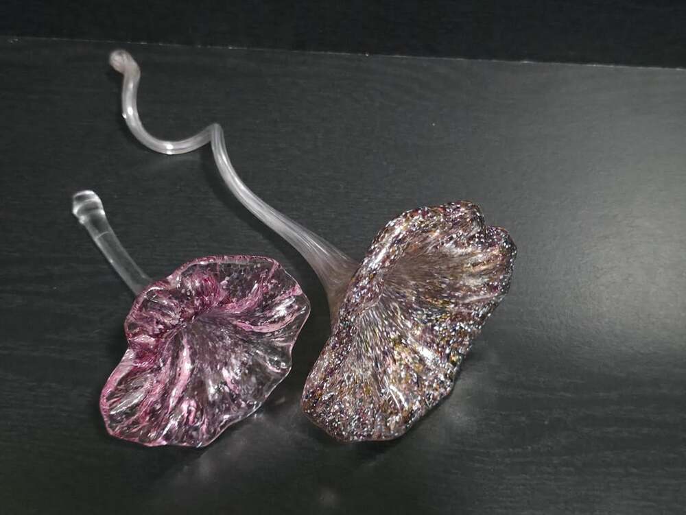 Langsam-Billig hand-blown glass flowers - multicolor spangled & translucent pink